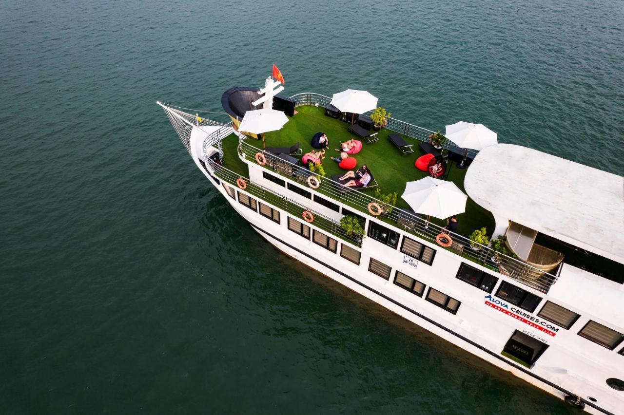 Cat Ba Ocean Cruise Hotell Ha Long Eksteriør bilde